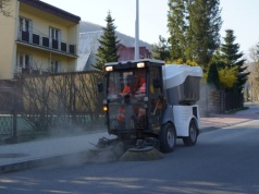 Brenna ma nową zamiatarkę. Rusza też akcja wspólnego sprzątania