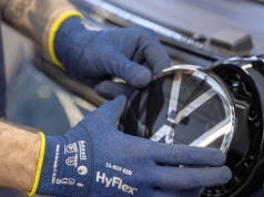 Burza wokół prywatnych lotów zarządu Volkswagena. W tle cięcia kosztów i redukcje etatów