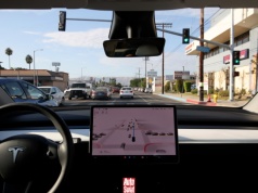 System FSD w Tesli dopuszczony w pierwszym kraju UE. Jazda bez rąk na kierownicy