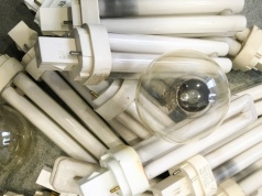 Era świetlówek w Europie się kończy. Jarzeniówki przegrały z żarówkami LED