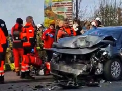 Wypadek 3 aut. Lądował LPR (ZDJĘCIA)