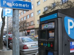 Wciskasz przycisk i parkujesz bez opłaty. Prosty trik z "bułką"