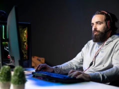 Od giełdy na Grzybowskiej do Cyberpunka: Jak Polska stała się cyfrowym mocarstwem