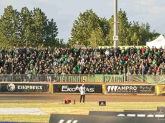 Żużel. Kibice ROW-u zakpili z Polonii! Przypomnieli słynny namiot!