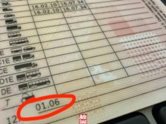 Wiesz, że możesz mieć kod w prawie jazdy? Policjant na pewno to sprawdzi