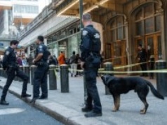 ​Sceny grozy w metrze. Napastnik z maczetą rzucił się na pasażerów