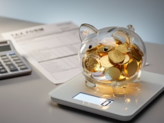 Nie każdy musi płacić podatek za 2025 rok. Jakie dochody są zwolnione z PIT?