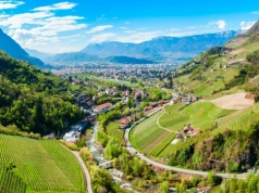 Wjedzie tylko 150 samochodów. Słynny region wprowadzi ograniczenia