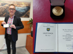 Dyrektor Cementowni Rudniki odznaczony przez Sejmik Województwa