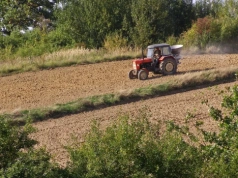 Czy część uzupełniająca renty rolniczej będzie zawieszona?