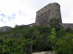 Śmiertelna panika w zabytkowej twierdzy. Nie żyje ponad 30 osób