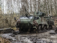 Sojusznik Polski kupił 250 transporterów. Teraz podpisał ważną umowę
