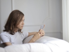 AI przeszukała 400 tys. wpisów o lekach GLP-1. Naukowcy wskazują możliwe pomijane skutki uboczne