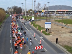 DOZ Maraton 2026. Tysiące biegaczy na ulicach Łodzi