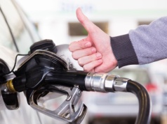 To najtańsza stacja benzynowa w Niemczech. Przyciąga tłumy kierowców