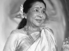Nie żyje Asha Bhosle. Legendarna wokalistka Bollywood miała 92 lata