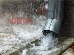 Parking lub kostka na działce? To może oznaczać dodatkowy podatek