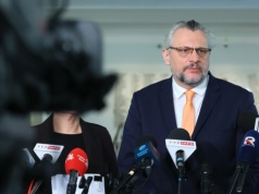 Burza ws. zabiegu w rodzinie senatora. Sprawa trafi do prokuratury