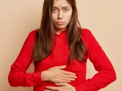 Masz ciągle wzdęty brzuch? To może być kwestia tego, co jesz