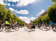 Kolorowa parada wraca do Nowej Huty. Rowerzyści przejadą ulicami dzielnicy