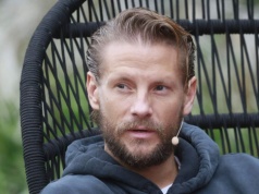 Sebastian Fabijański z nowym utworem. „Chcę cię widzieć taką zwykłą, bez świecidełek...”