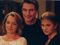 Katarzyna Chrzanowska z serialu "Adam i Ewa" przeżyła rodzinną tragedię. Jak dziś wygląda i co u niej słychać? (FOTO)