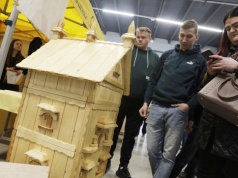 Sztuczna inteligencja rozgościła się w ulu