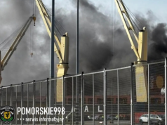 Pożar statku w Porcie Gdańsk. Zapłonęła ładownia drobnicowca