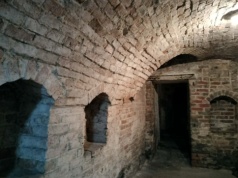 Niezbadane podziemia Ornety. Czy miejska legenda okaże się prawdą?