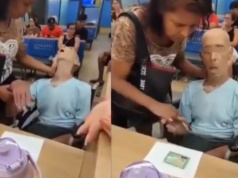 Kobieta przyniosła zwłoki wuja do banku i kazała podpisać kredyt