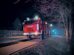 Strażacy alarmują: Dwa pożary w jednym miejscu. Co tam się wydarzyło?