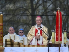 Abp Adrian Galbas: prawda o Bożym miłosierdziu jest w Kościele od początku