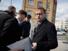 Romanowski reaguje na przegraną Orbana. „Nie będę zdradzał nowego adresu”