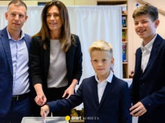 Odbił Węgry z rąk Viktora Orbana. Z żoną rozwiódł się w cieniu skandalu