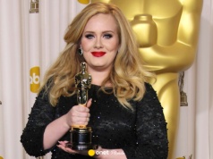 Adele schudła ponad 40 kg. Mówi wprost, jak to zrobiła