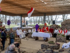 We wtorek na Ostrowie Lednickim obchody Święta Chrztu Polski