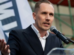 Musimy ich odsunąć od władzy, bo obudzimy się w Związku Socjalistycznych Republik Europejskich