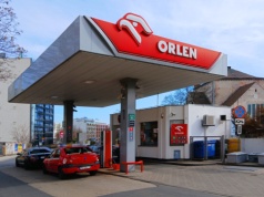 10 zł za litr paliwa. Zmiany na większości stacji benzynowych w Polsce
