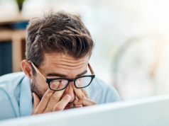 Plaga zwolnień lekarskich. Kryzys zdrowia pracowników uderza w firmy