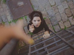 Pomaganie jak fizyczna potrzeba. Jak zmieniać świat wokół siebie