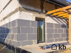 Ocieplił dom styropianem grafitowym. W słońcu zaczął sprawiać problemy