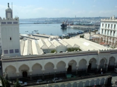 Papież Leon XIV odwiedził trzeci największy meczet na świecie