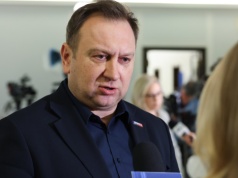 Poseł starł się z reporterem TV Republika. "Nie rozumie pan po polsku?"