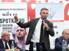 Bąkiewicz stracił konto na Facebooku. "Absurdalny pretekst"