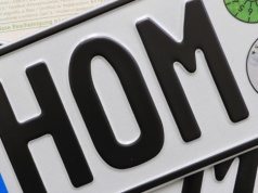 Niemiecka czcionka zmieniła zasady. Dlaczego FE-Schrift stała się wzorem dla świata motoryzacji?