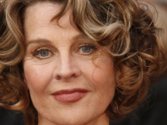 Miała być pierwszą dziewczyną Bonda? Szokujące kulisy kultowego filmu