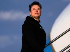 Najdroższa wiara świata. Elon Musk blisko 1 bln USD mimo słabych fundamentów