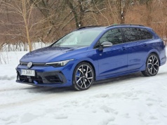 Volkswagen Golf R Variant zaskakuje osiągami. To rodzinne auto z duszą sportowca