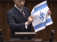 Zamieszanie w Sejmie. Poseł Berkowicz pokazał flagę ze swastyką. Czarzasty od razu z…