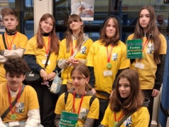 Po Krakowie będzie jeździł „żonkilowy tramwaj”. Szczytny cel